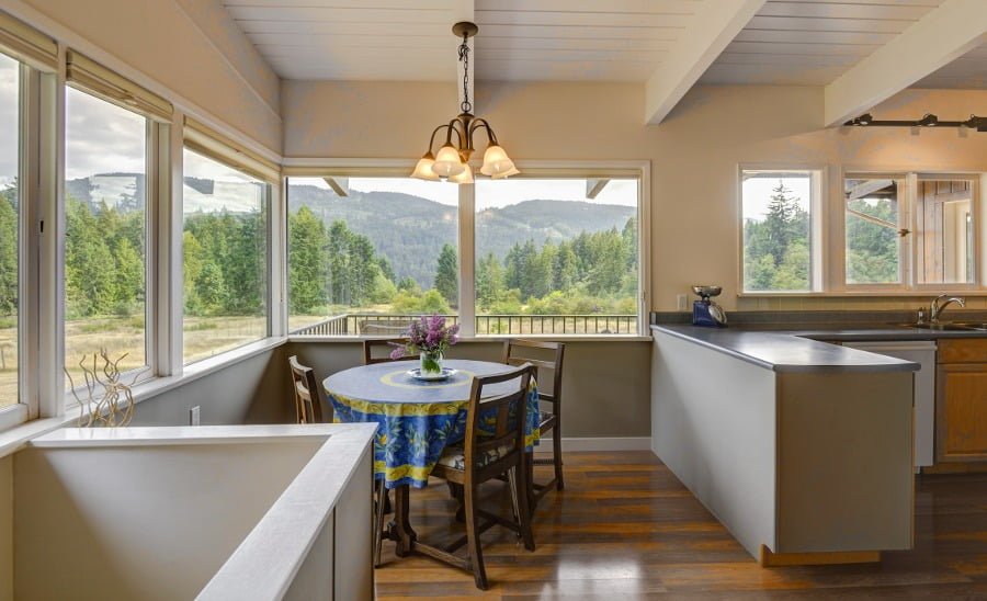 11 Kitchens with the Perfect View