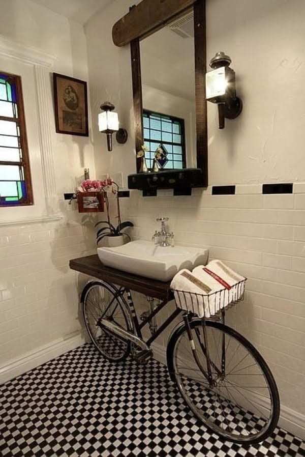 Old Bicycle as a Vanity 