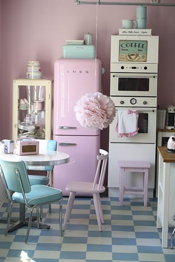 Full Retro Kitchen Design 