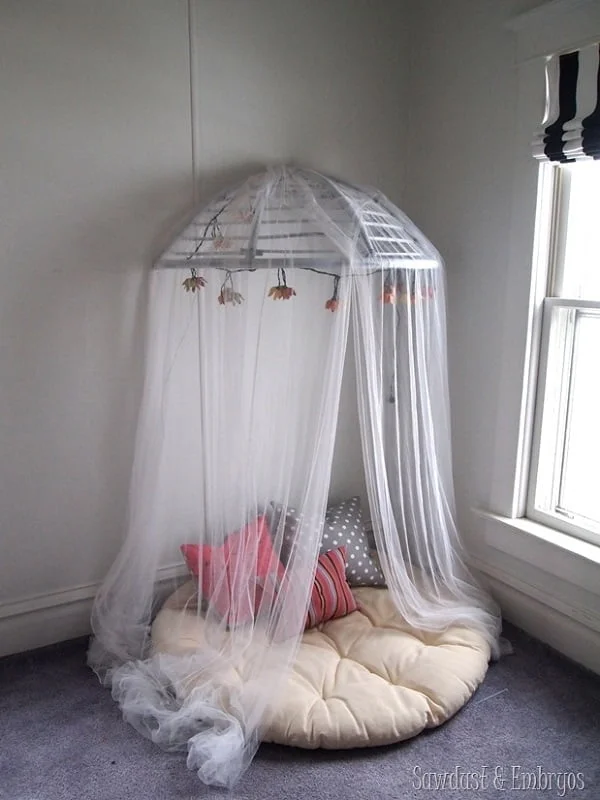 canopy reading nook that looks easy enough to build. Check it out!