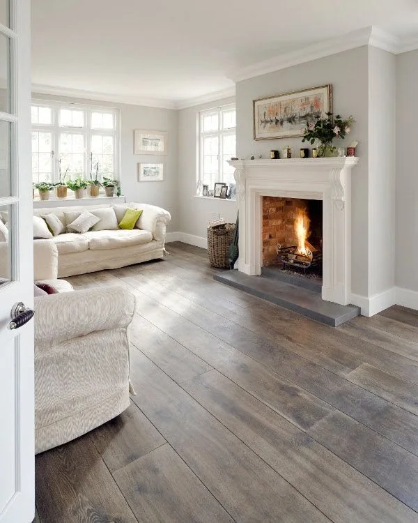 Washed Out Hardwood Floor in Modern Living Room Design