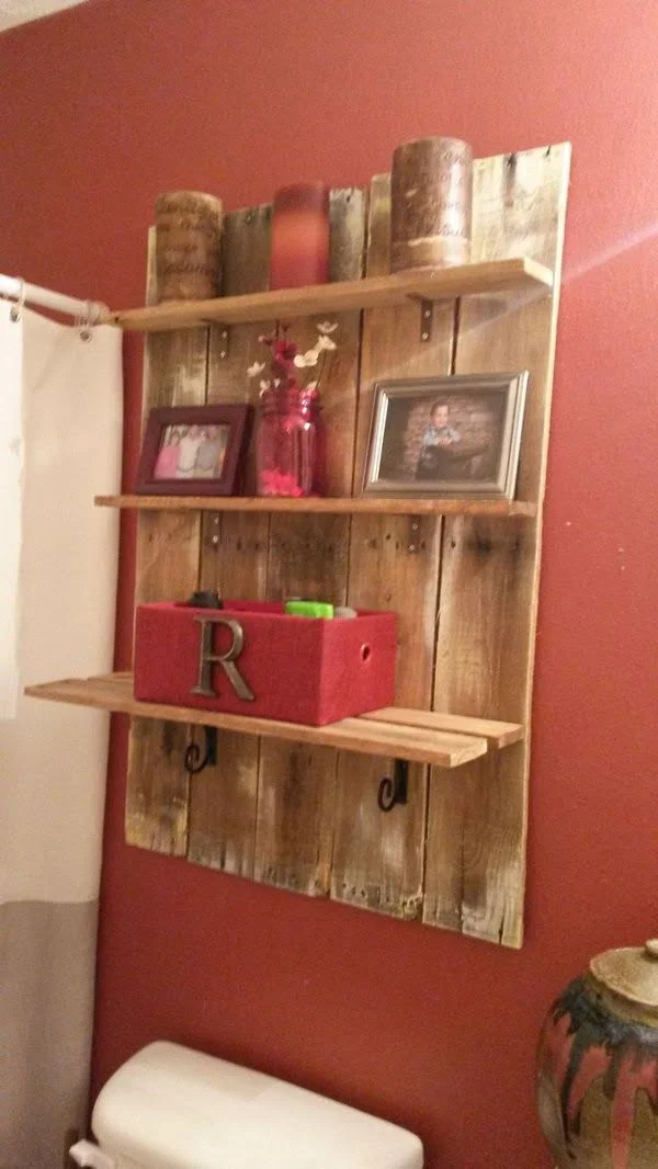Pallet Wood Shelf over the toilet for rustic bathroom decor