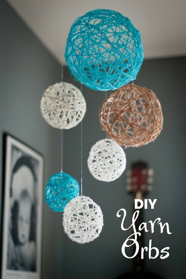 16 Beautiful DIY Bedroom Decor Ideas That Will Inspire You - Check out how to make easy DIY Yarn Orbs for bedroom decor