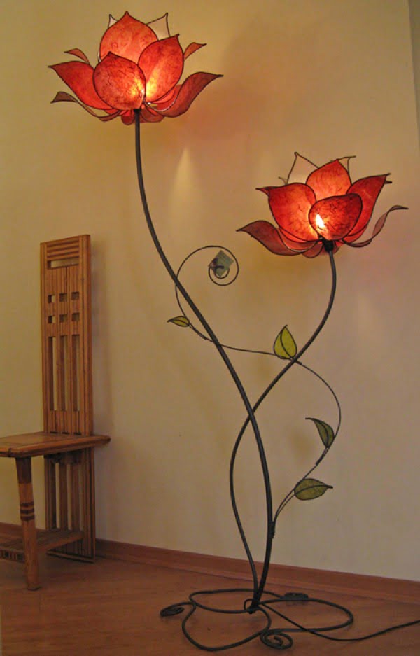 Check out this adorable flower floor lamp 