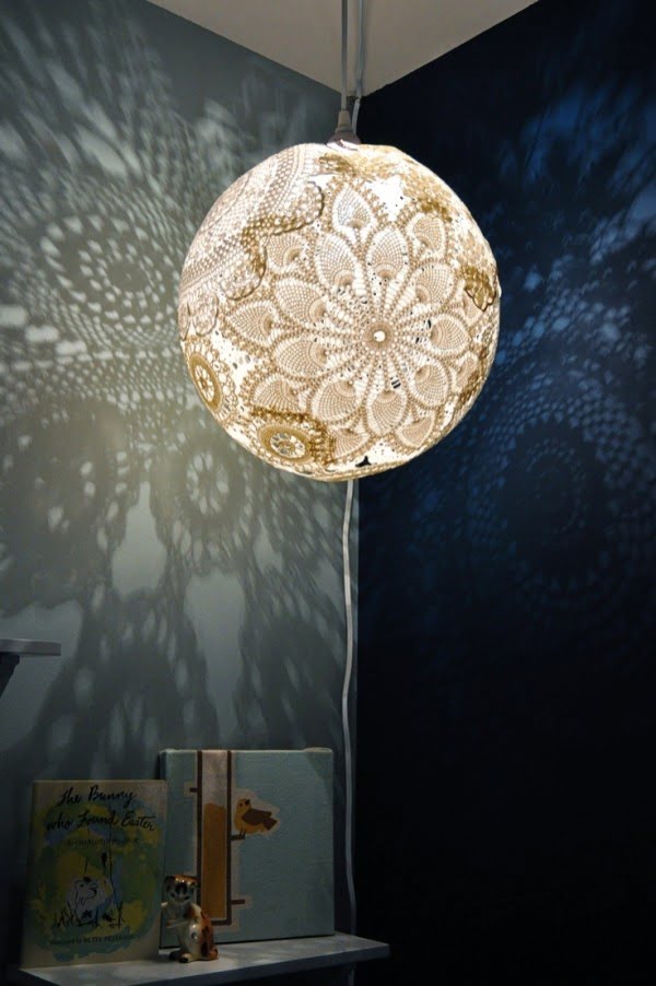 Check out this cool DIY doily lamp 