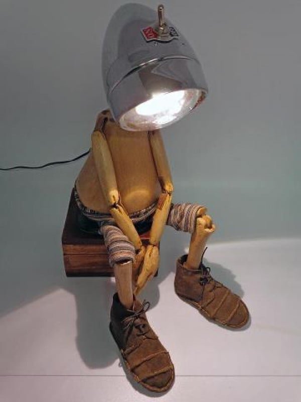 Check out this cool recycle puppet lamp 