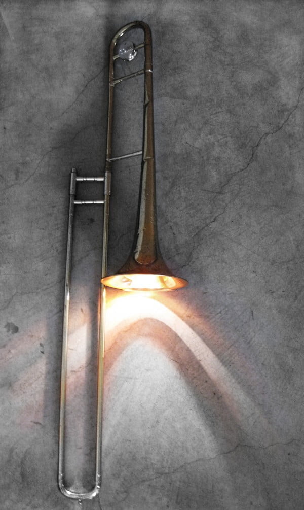 Check out this awesome upcycle trombone lamp 