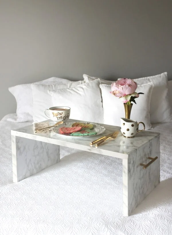 How to make an easy DIY marble bed tray