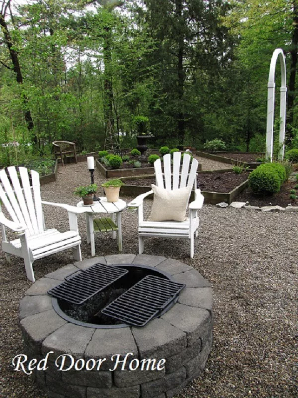 How to make a fire pit using a metal ring. Great project idea!