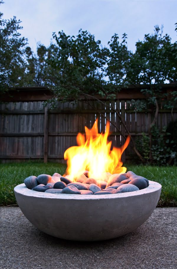 How to make a modern  fire pit feature. Great project idea!