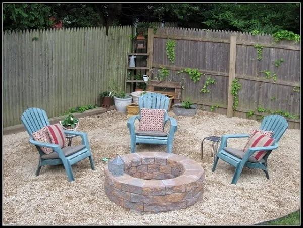How to make a round fire pit from stone blocks. Great project!