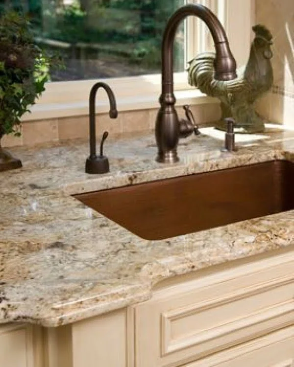 Polished  countertops make this  decor so classy! 