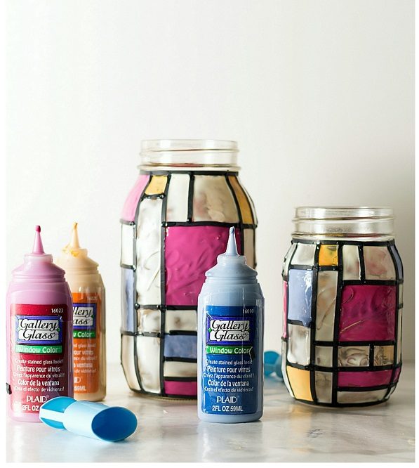 Check out this easy idea on how to make a  Mondrian mason jar that you can make and   