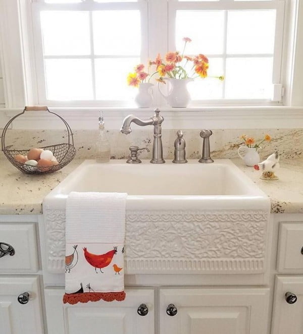 Love the embellished sink here and the  style!  