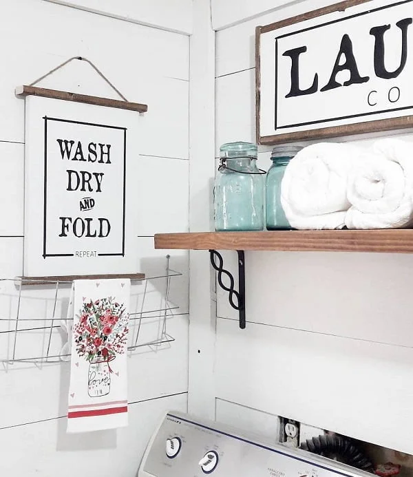 100 Fabulous Laundry Room Decor Ideas You Can Copy - style laundry room decor idea. Love this!