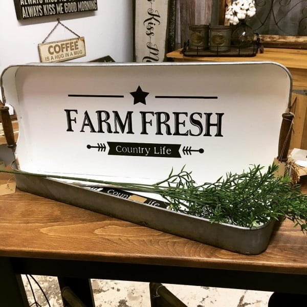 30 Most Impressive DIY Makeovers of Flea Market Finds - Check out this   flip of a  sign made from an old serving tray   