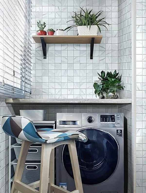 100 Fabulous Laundry Room Decor Ideas You Can Copy - Check out this laundry room decor idea with mosaic tile accent walls. Love it!
