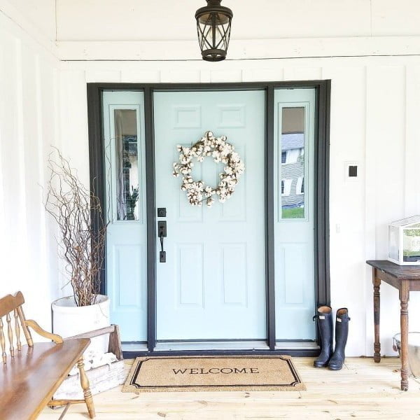 30 Cozy Farmhouse Porch Decor Ideas You Can Replicate