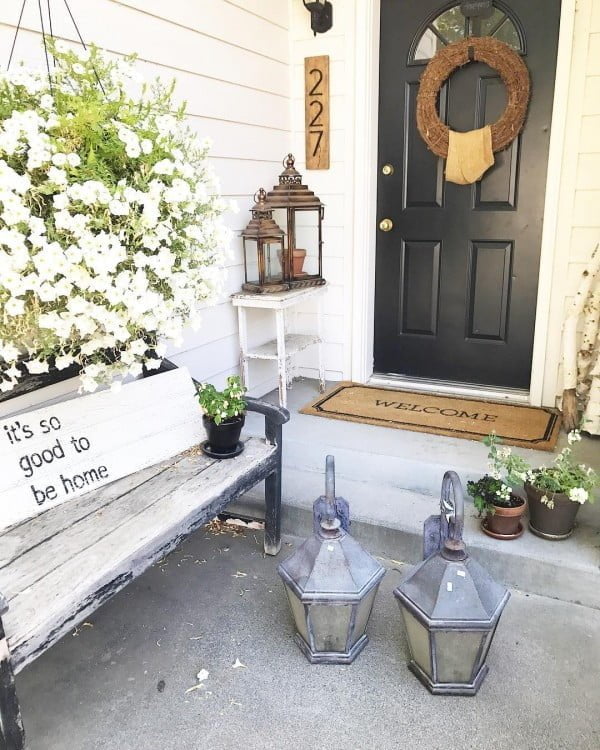 30 Cozy Farmhouse Porch Decor Ideas You Can Replicate