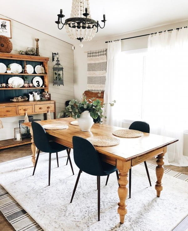 modern  decor idea with a chunky farmhouse table. Love it!  