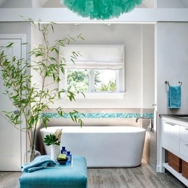 You have to see this bathroom decor idea with greenery that will turn your bathroom into SPA!  