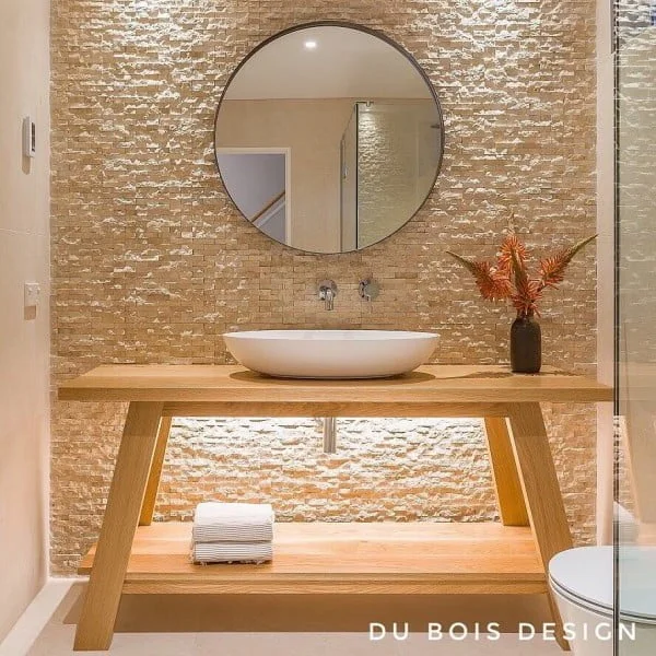 You have to see this bathroom decor idea with rocky textured walls that will turn your bathroom into SPA!  