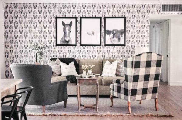 living room decor idea with pattern wallpaper. Love it!
