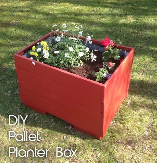 Great idea! Check out the tutorial on how to make a  pallet wood box garden planter 