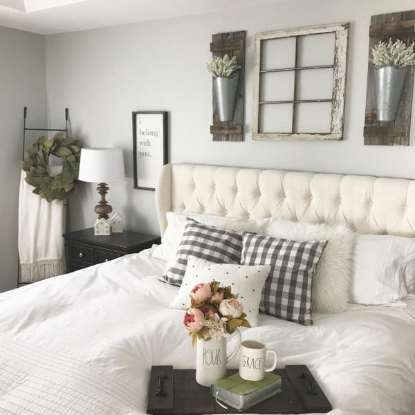 20 Charming Farmhouse  Bedroom  Ideas You Can Copy