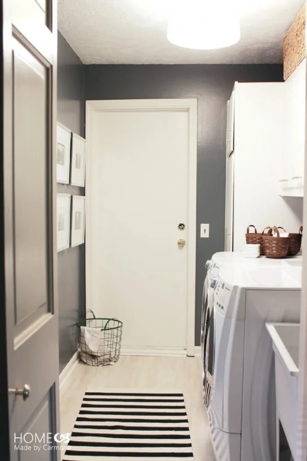 100 Fabulous Laundry Room Decor Ideas You Can Copy - You have to see this laundry room decor idea with modern accents. Love it!