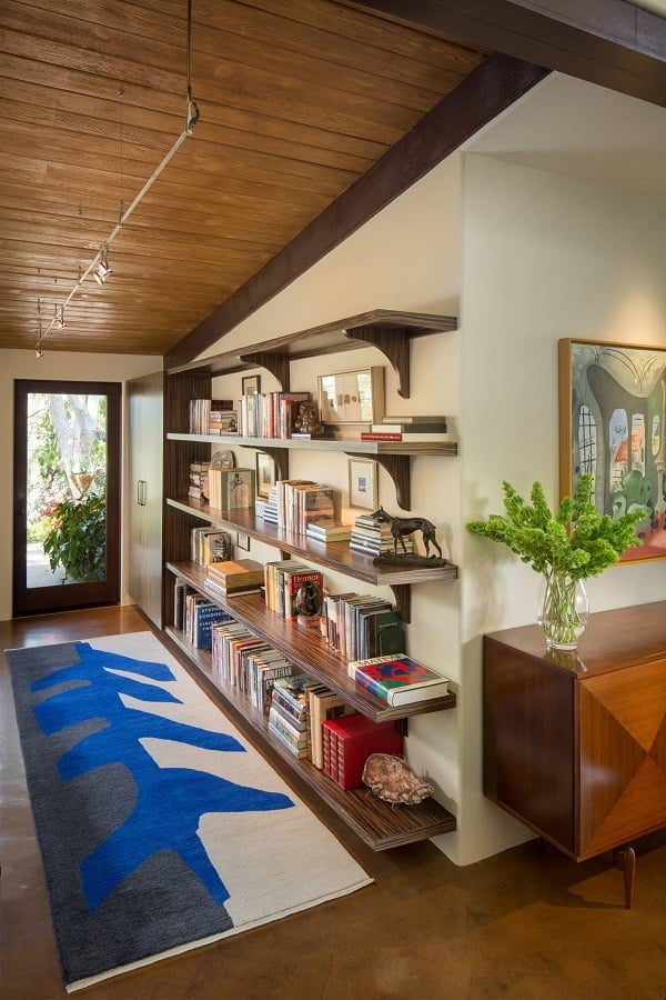  decor idea with wood framed glass door and hardwood floors. Love it!   