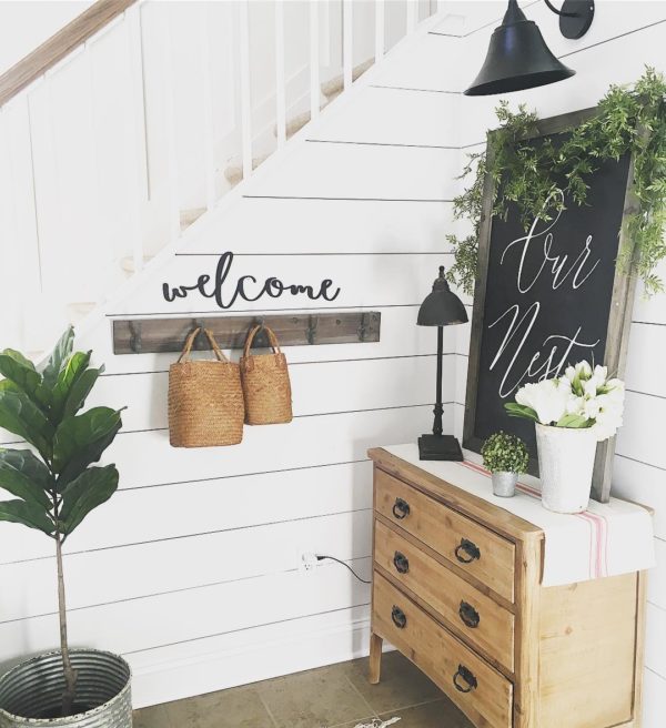  decor idea with grey tile floors and tin flower pot. Love it!   