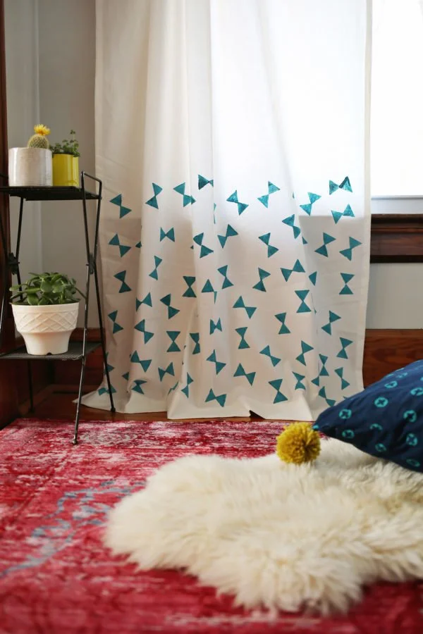 How to make  Potato Stamp Curtains 