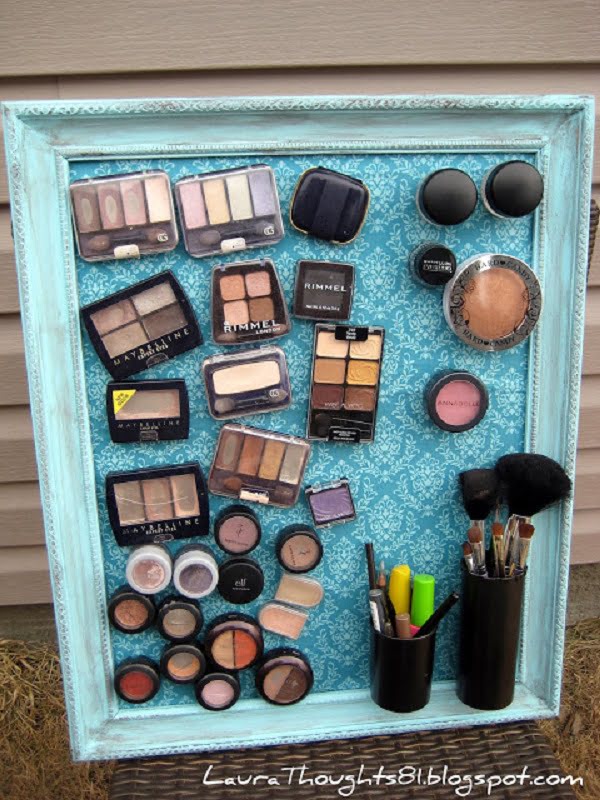 How to make a creative DIY magnet makeup organizer  