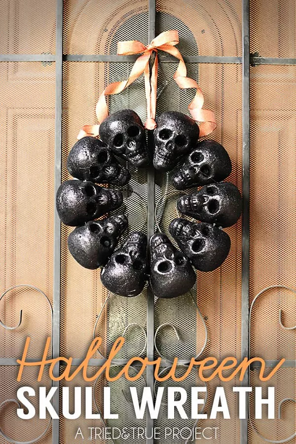 How to make a  black skull  wreath 