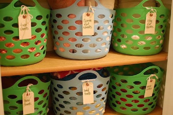  closet redo with dollar store baskets  