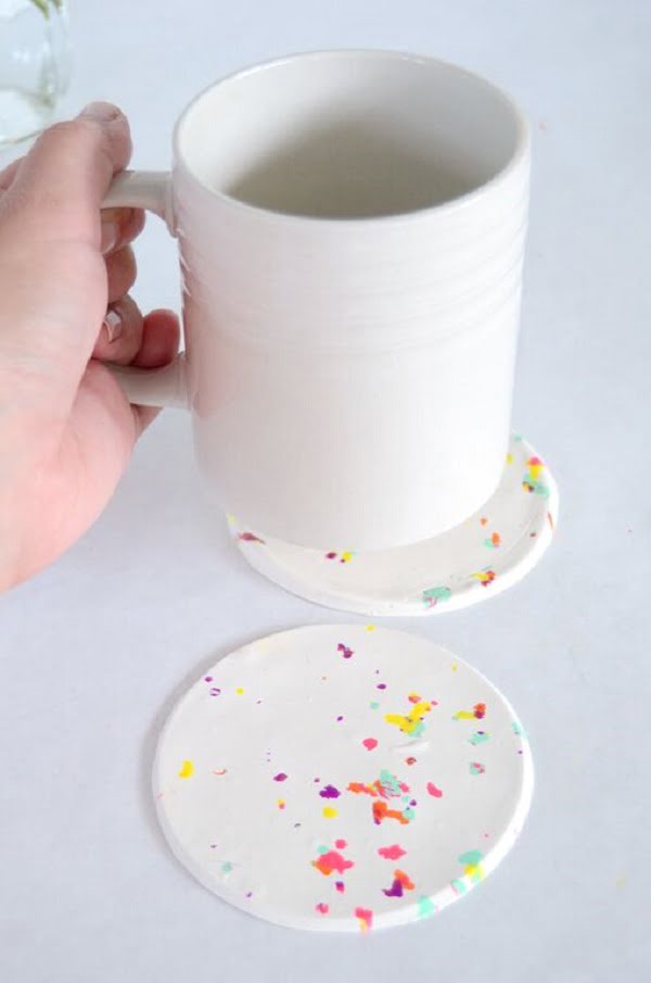 How to make  confetti coasters 