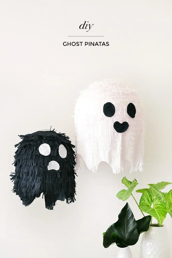 How to make  Halloween balloon ghosts 