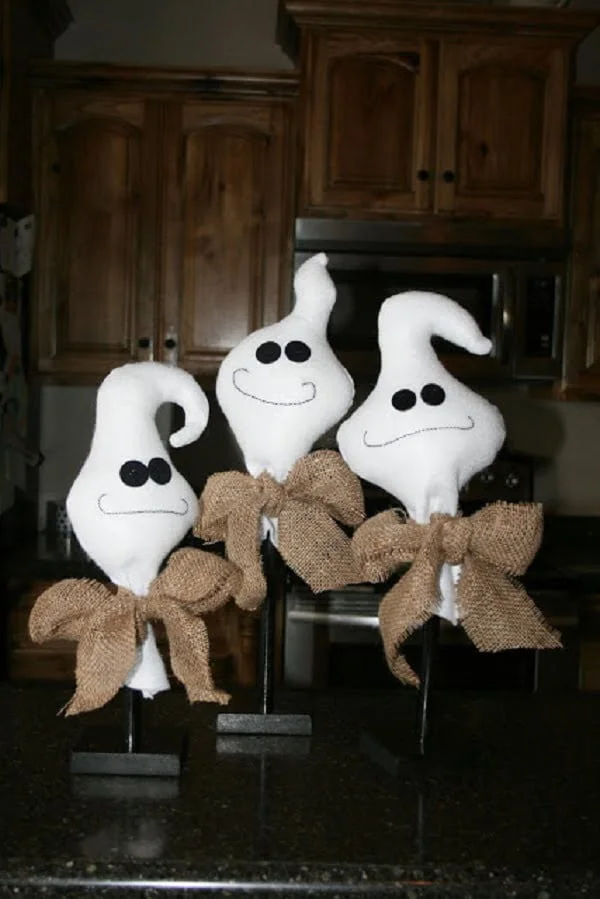 How to make  Halloween goofy ghosts 