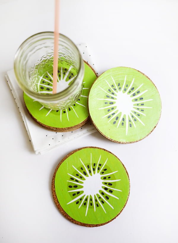 How to make  printable kiwi coasters 