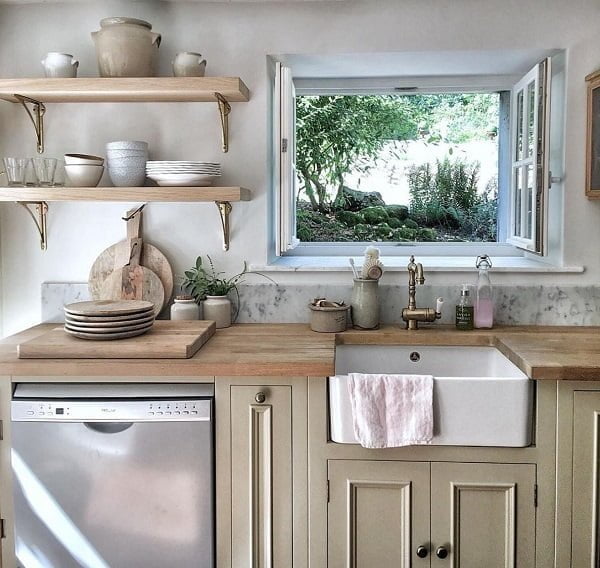 Rustic kitchen cabinets and open shelving 