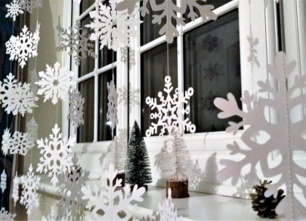 Snowflake garland  window decoration 