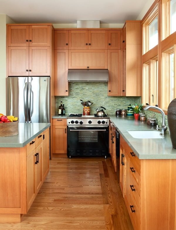 Medium tone wood shaker cabinets #homedecor