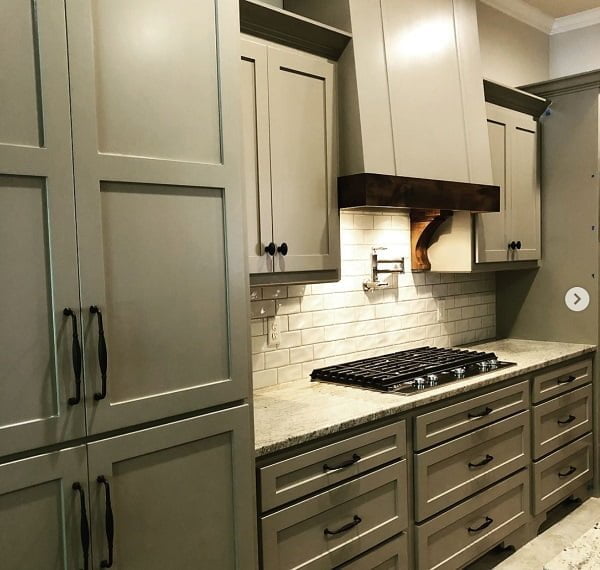 Painted shaker cabinets #homedecor