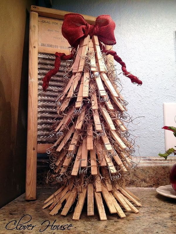 Pallet wood clothespin  tree 