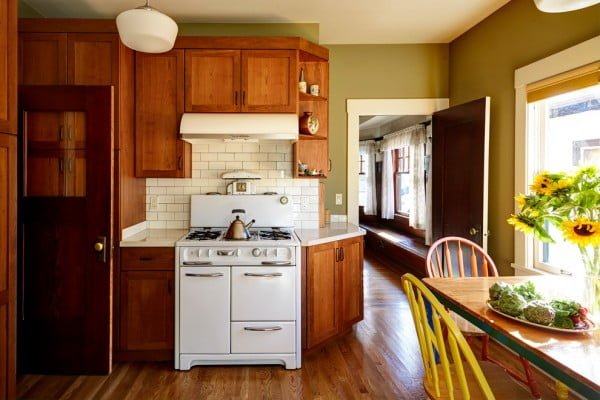 Natural Wood Retro Kitchen 