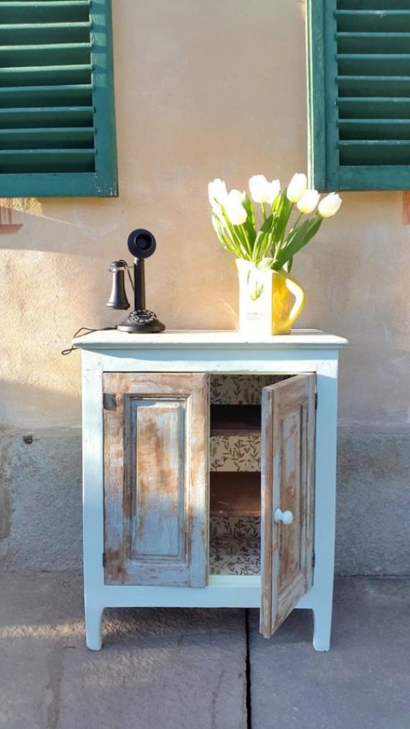 27 Charming Painted Shabby Chic Furniture Ideas and DIY Projects