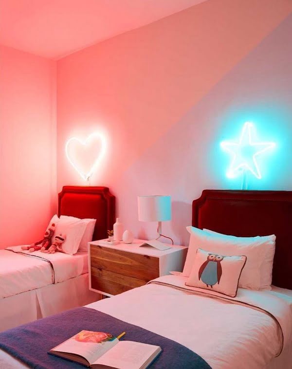 Teen bedroom neon sign idea