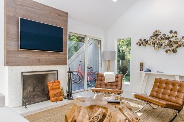 TV decor accent wall