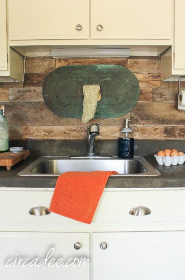 Pallet Wood  Backsplash 